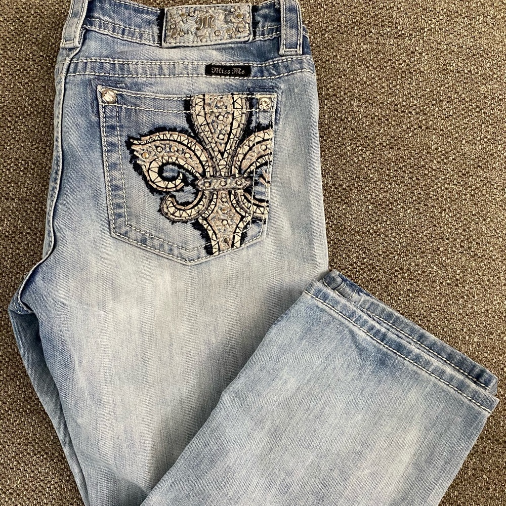 Miss Me Crop Jeans size 31